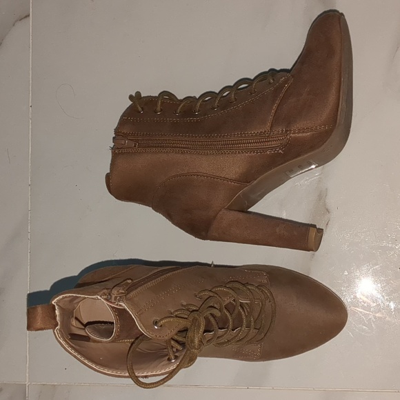 Botines - Picture 3 of 4